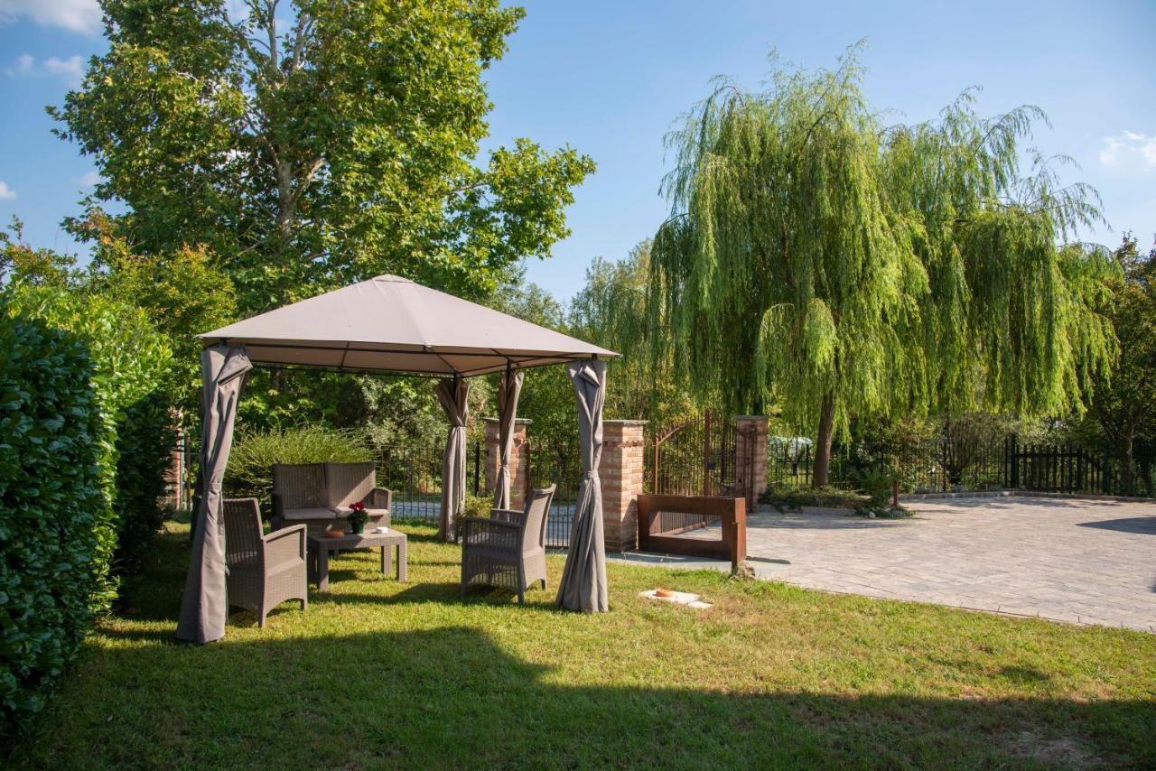 Agriturismo Cascina Costa كاسّاغو بريانْسا المظهر الخارجي الصورة